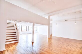 1278 N Milwaukee Ave in Chicago, IL - Building Photo - Building Photo
