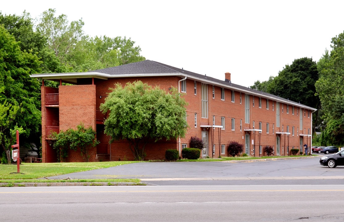 Culver Terrace in Rochester, NY - Building Photo