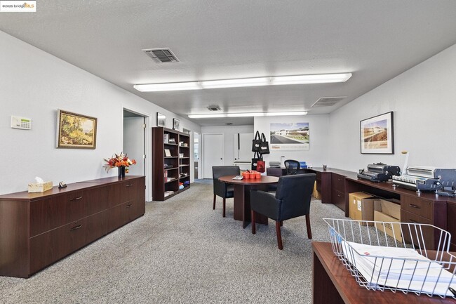 21663 Brian Ln in Sonora, CA - Building Photo - Building Photo