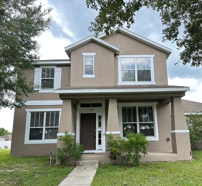 property at 3090 Grasmere View Pkwy N
