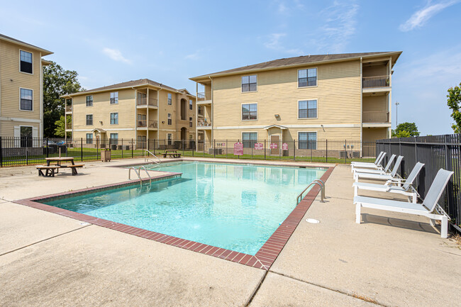 Reserve at Jefferson Crossing in Baton Rouge, LA - Foto de edificio - Building Photo