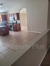 1679 N La Fresa Dr in Goodyear, AZ - Building Photo - Building Photo