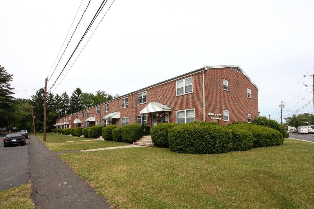 Lauren Scott Apartments in East Hartford, CT - Building Photo