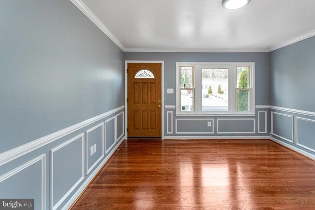 property at 14025 Mt Pleasant Dr