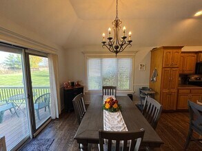 1380 Stonecreek Dr in Lawrence, KS - Building Photo - Building Photo