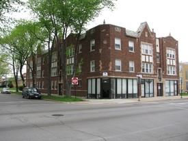 2900-2904 N Laramie Ave Apartments