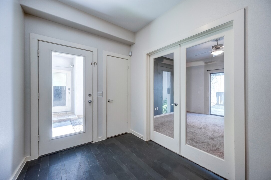 1729 Reinerman St in Houston, TX - Building Photo