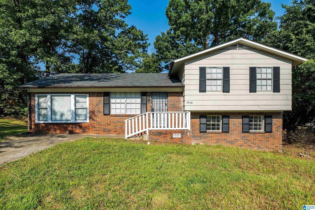 2838 Micmac Dr in Birmingham, AL - Building Photo