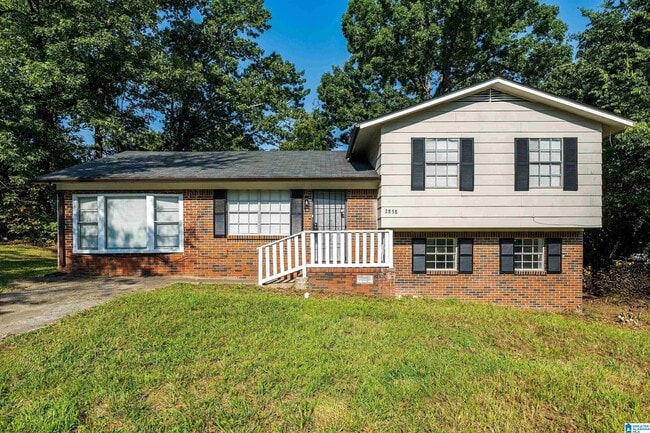 property at 2838 Micmac Dr