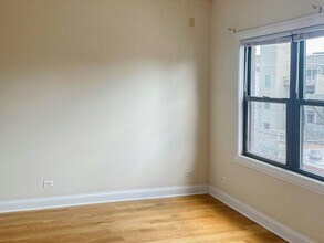 3231 N Kenmore Ave in Chicago, IL - Building Photo - Building Photo
