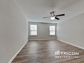 244 Botanical Ct in Bunnlevel, NC - Building Photo - Building Photo
