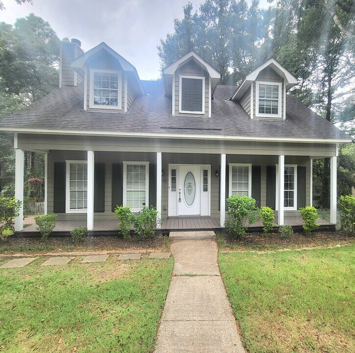 2670 Hamilton Creek Dr W in Mobile, AL - Building Photo