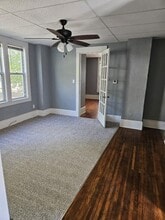 408 E Jackson St in Bloomington, IL - Building Photo - Building Photo