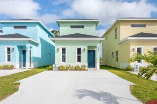 427 NW 13th Ave in Boynton Beach, FL - Building Photo