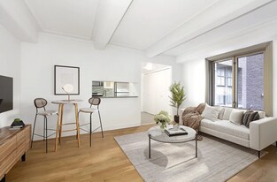 1359 6th Ave in New York, NY - Building Photo