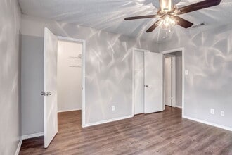 P37 Duval Rd in Austin, TX - Building Photo - Building Photo