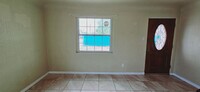 8326 Verde Cir in El Paso, TX - Foto de edificio - Building Photo