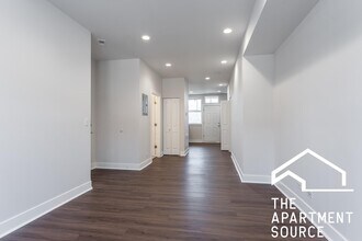 4354 N Troy St in Chicago, IL - Building Photo - Building Photo