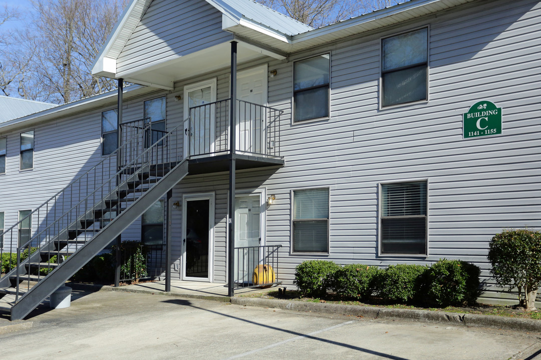 Gardendale Terrace in Gardendale, AL - Foto de edificio