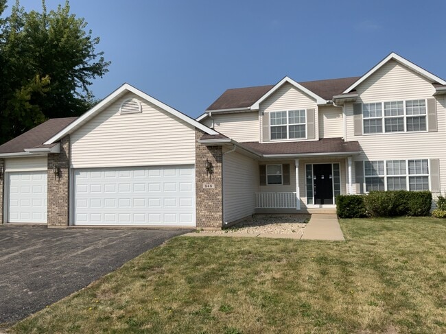 948 Bradley Ln in Belvidere, IL - Building Photo - Building Photo