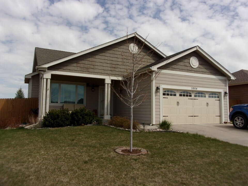 5864 Kenosha St in Cheyenne, WY - Building Photo