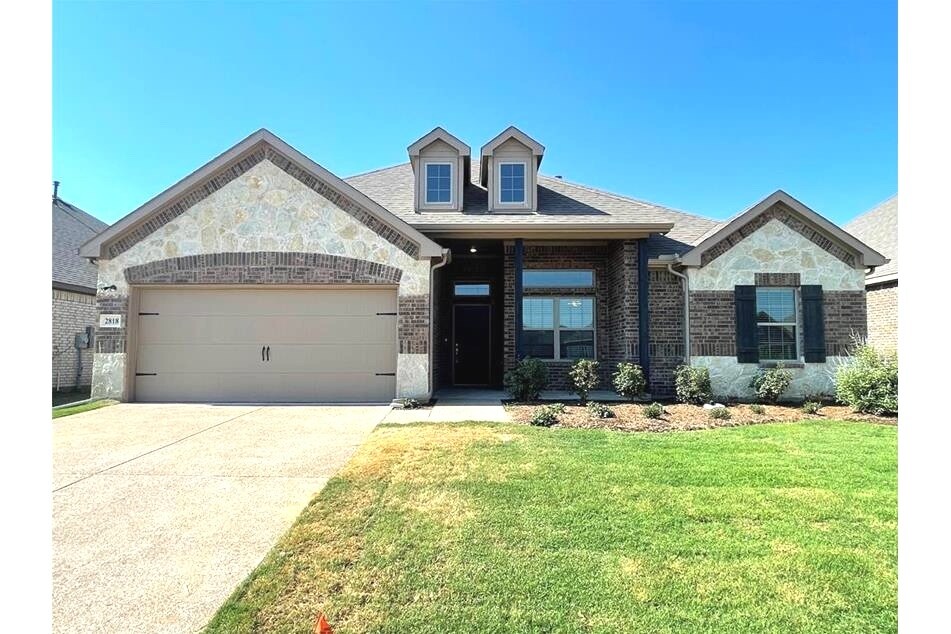 2818 Diamondback Dr in Melissa, TX - Building Photo