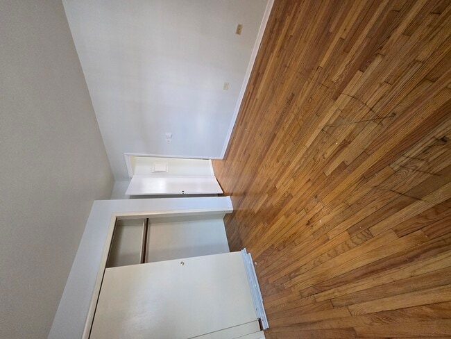 9458 Glenlake Ave in Rosemont, IL - Building Photo - Building Photo