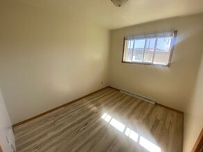 968 Grove St in Menasha, WI - Building Photo - Building Photo