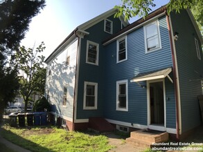 79 Partridge Ave in Somerville, MA - Building Photo - Building Photo