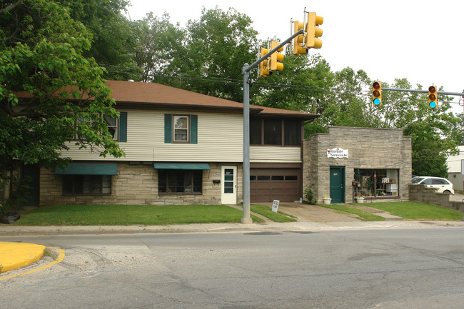 700 E Main St in Boonville, IN - Building Photo - Building Photo