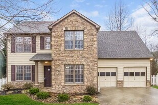 775 Riverside Walk Crossing NE in Sugar Hill, GA - Building Photo