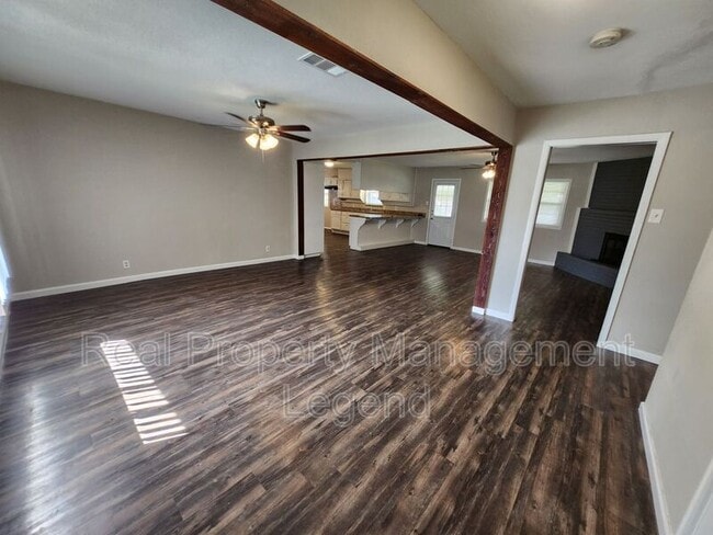 7009 Corona Dr in Fort Worth, TX - Building Photo - Building Photo