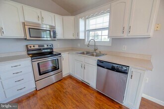 18500 Bull Run Dr in Hagerstown, MD - Building Photo - Building Photo