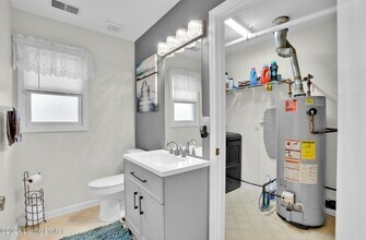 10701 Grecian Rd in Louisville, KY - Building Photo - Building Photo