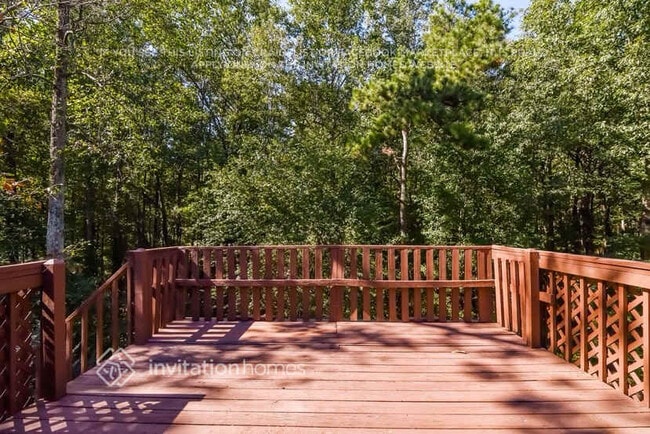 321 Honeysuckle Terrace in Auburn, GA - Foto de edificio - Building Photo