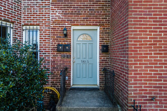 1813 E Capitol St Se in Washington, DC - Building Photo - Building Photo