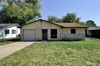 8523 Putnam Dr in Austin, TX - Building Photo - Building Photo