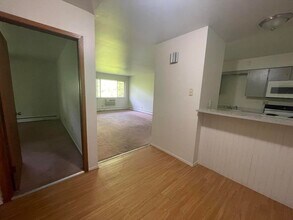 3811 S 35th St in Greenfield, WI - Building Photo - Building Photo