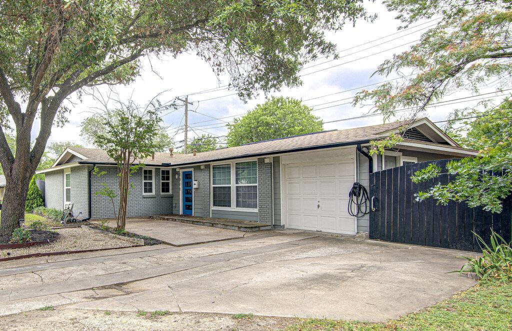 1311 Westmoor Dr in Austin, TX - Building Photo