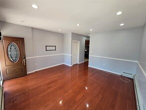 120-32 201st St in Queens, NY - Building Photo - Building Photo