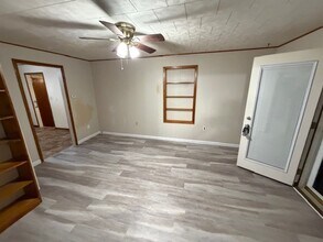 2515 New Glendale Rd in Elizabethtown, KY - Building Photo - Building Photo