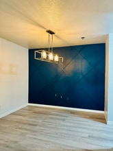 975 Aberdeen Ave NE in Renton, WA - Building Photo - Building Photo