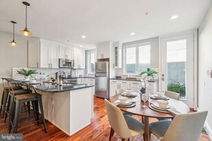 1321 N 7th St, Unit 1 in Philadelphia, PA - Building Photo