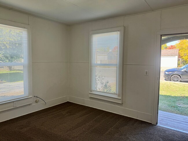 1525 Park Ave in Red Bluff, CA - Building Photo - Building Photo