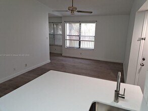 2946 S University Dr, Unit 7206 in Davie, FL - Building Photo - Building Photo