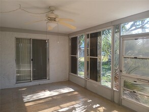 4558 Ingersol Pl in New Port Richey, FL - Building Photo - Building Photo