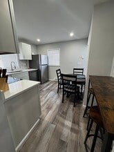 8 Chamberlain Rd in Shrewsbury, MA - Building Photo - Building Photo