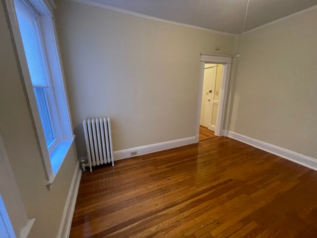 12 Woodstock Ave, Unit 5 in Boston, MA - Foto de edificio - Building Photo