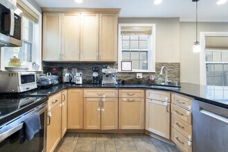 4850 Crescent St in Bethesda, MD - Building Photo - Building Photo