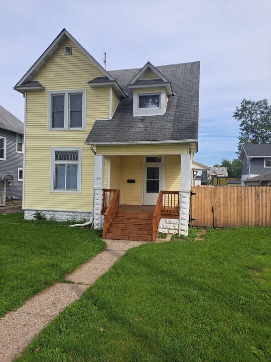 1133 Edgewater Ave in Fort Wayne, IN - Building Photo